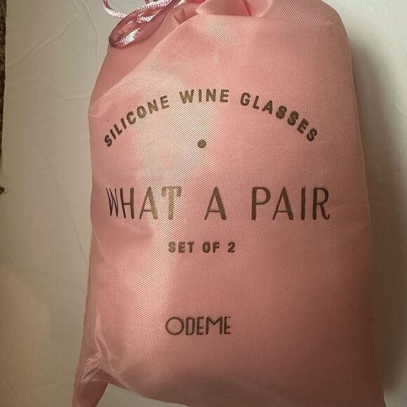 Odeme What a Pair silicone wine glasses - Picture 6 of 8